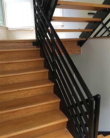 Luxury stainless steel railing design for upscale Atlanta properties